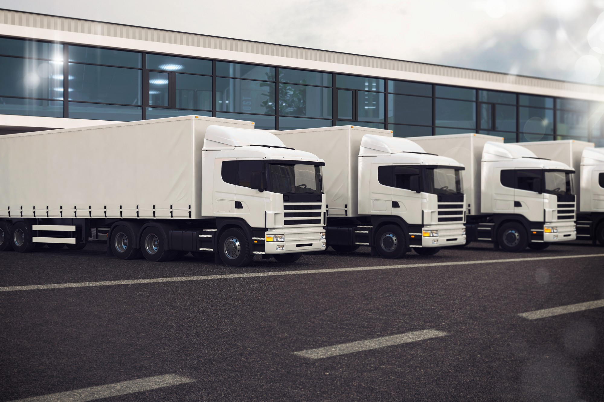 ค่าใช้จ่ายในการชาร์จรถบรรทุกไฟฟ้า สำหรับรถใหญ่ไฟฟ้า หรือ EV Truck ต้นทุนหลักจะเปลี่ยนจากค่าน้ำมันมาเป็นค่าไฟฟ้า ซึ่งขึ้นอยู่กับหลายปัจจัย เช่น อัตราค่าไฟฟ้า รูปแบบการชาร์จในช่วงค่าไฟฟ้าสูง (On-Peak) หรือช่วงค่าไฟฟ้าต่ำ (Off-Peak) รวมถึงประสิทธิภาพของแบตเตอรี่และลักษณะการใช้งานของรถ
